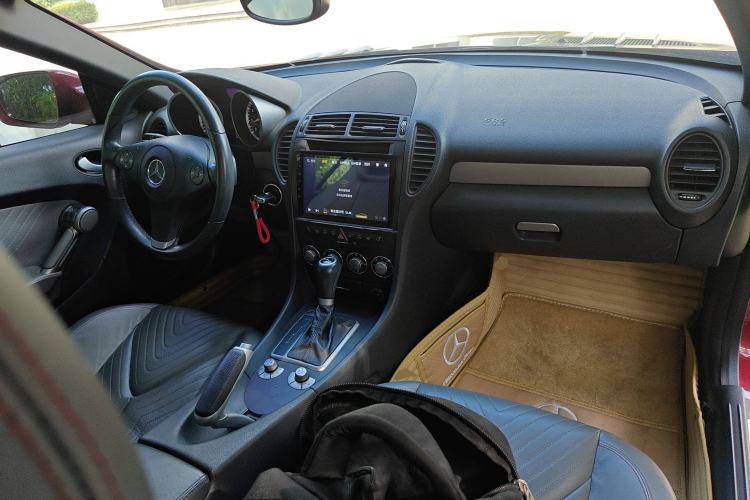 Used Mercedes-Benz SLK-Class 2010 SLK 350 Grand Edition
