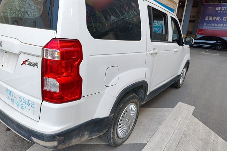 Used CHANGAN OSHAN X70A 2019 1.5L Manual Standard Version China VI