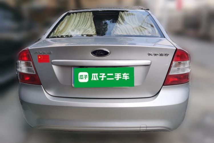 Used Ford Focus 2013 Sedan Classic 1.8L Manual Base Model