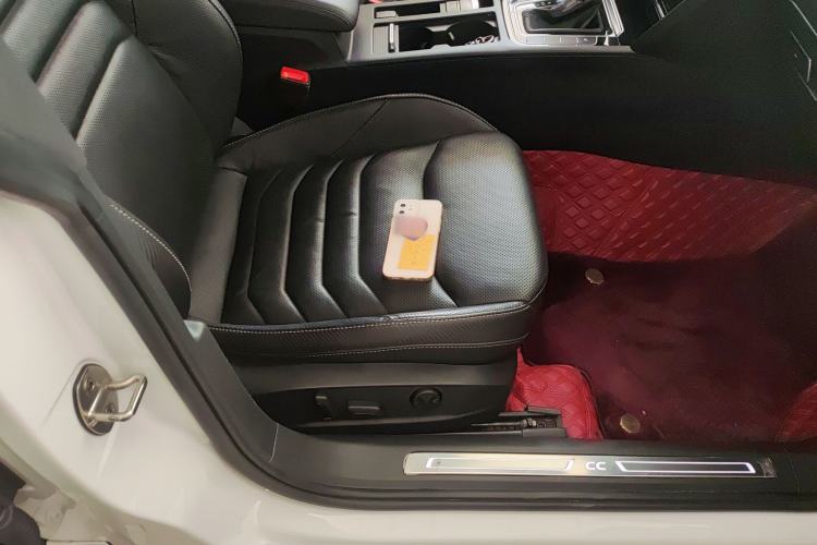 Used Volkswagen FAW-Volkswagen CC 2020 330TSI Glamour Edition China VI Standard Right Front Seat