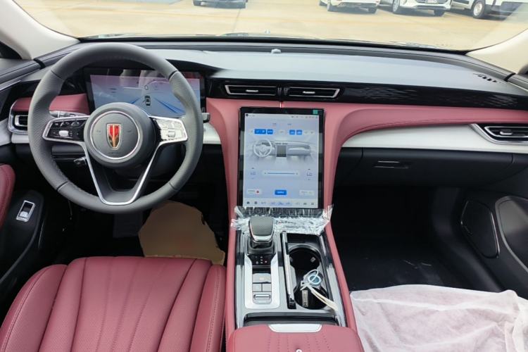 Used Hongqi H5 2025 2.0T Automatic Flag Edition – 500 000 Units Commemorative Version