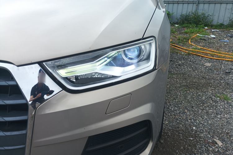 Used Audi Q3 2017 35 TFSI Fashion Model Left Front Headlight