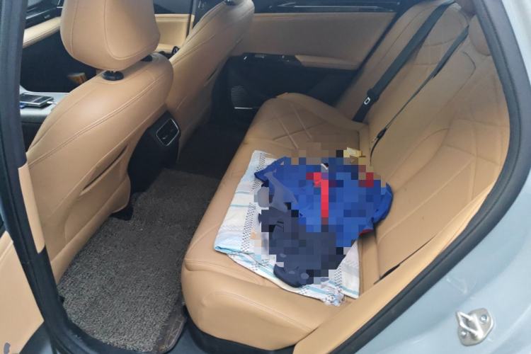 Used Geely Galaxy L6 2024 125km PLUS Dragon Edition
