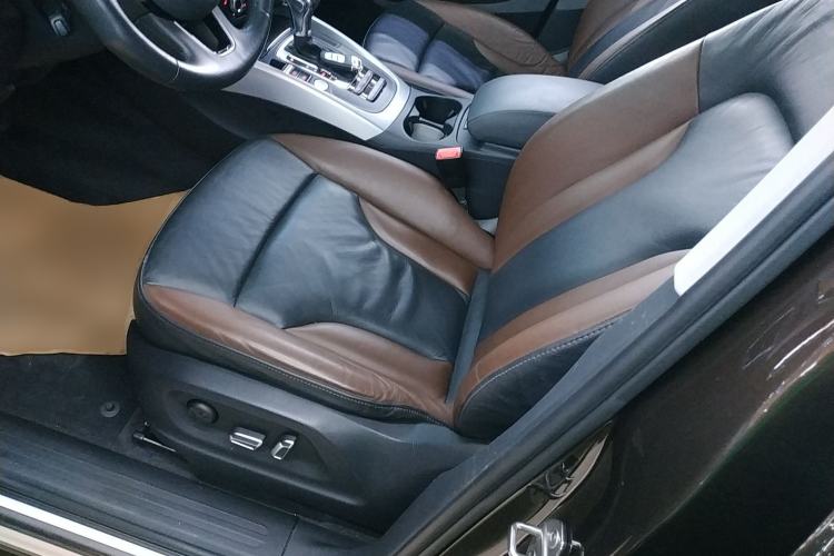 Used Audi Q5 2018 Collector's Edition 40 TFSI Technology Model