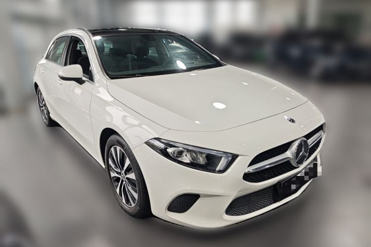 Used Mercedes-Benz A-Class 2022 A 200 Dynamic Edition Front Right 45 Deg