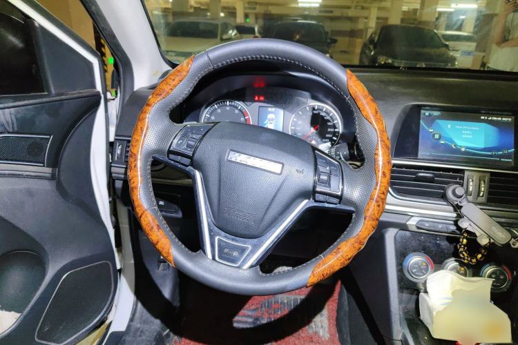 Used Haval H6 2018 Sport Edition 1.5T Automatic Two-Wheel Drive Elite Model China V Standard Steering Wheel