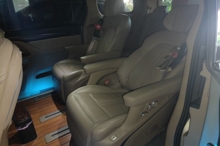 Used Buick GL8 2021 ES Land Cruiser 653T Flagship Model
