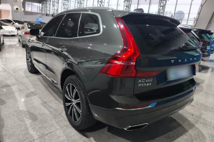 Used Volvo XC60 2021 T5 4x4 Smart Luxury Edition