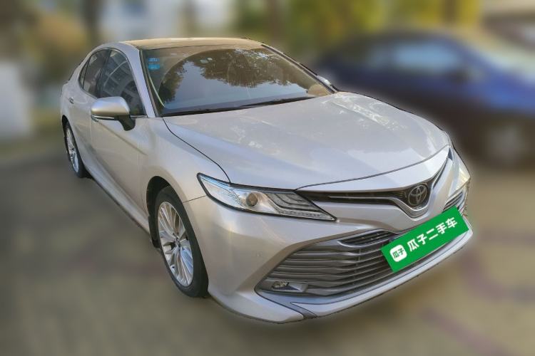 Used Toyota Camry 2019 2.5G Luxury Edition China VI Standard Front Right 45 Deg