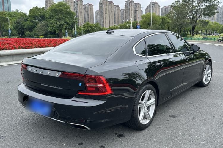 Used Volvo S90 2018 T4 Zhiyuan Edition Exterior 4