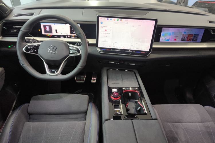 Used Volkswagen Teramont 2025 Tiguan Pro 450TSI Four-Wheel Drive Summit Edition
