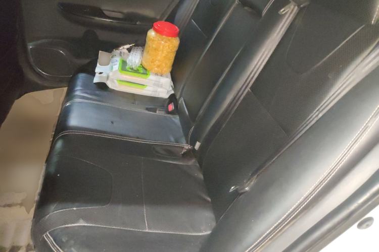 Used BYD Surui 2014 1.5TID Automatic Luxury Model
