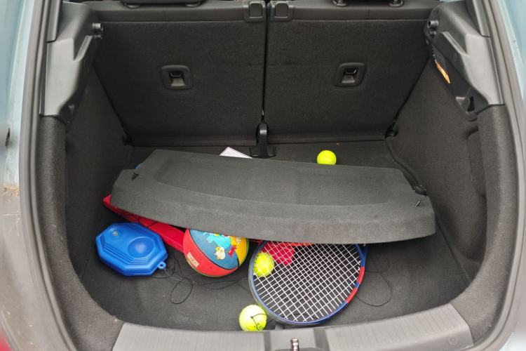 Used Volkswagen Beetle 2014 1.2TSI Fashion Edition Trunk