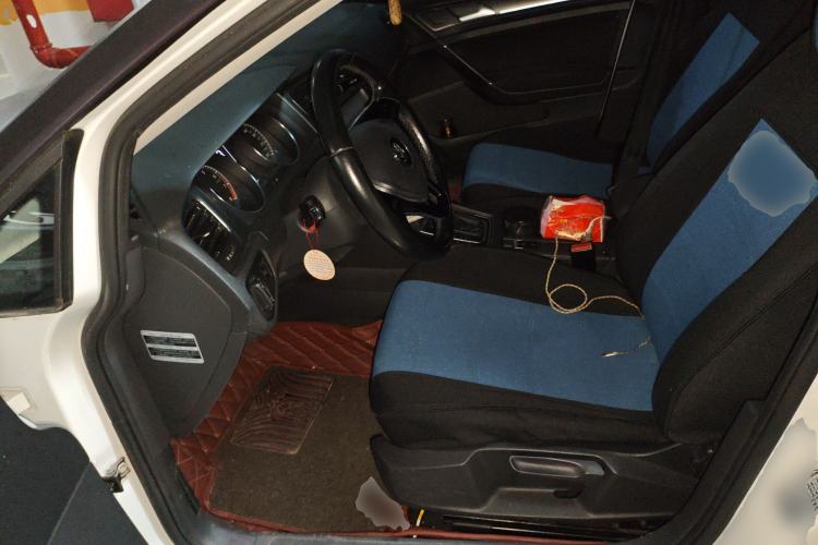 Used Volkswagen Golf 2015 1.4TSI Automatic Comfort Model
