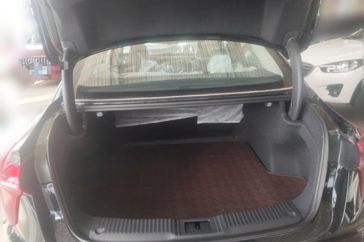 Used Hongqi H5 PHEV 2025 170 Super Hybrid Version Trunk