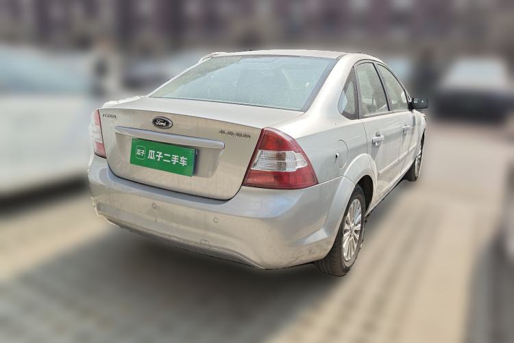 Used Ford Focus 2013 Sedan Classic 1.8L Automatic Fashion Edition
