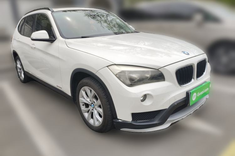 Used BMW X1 2014 sDrive18i Fashion Model Front Right 45 Deg