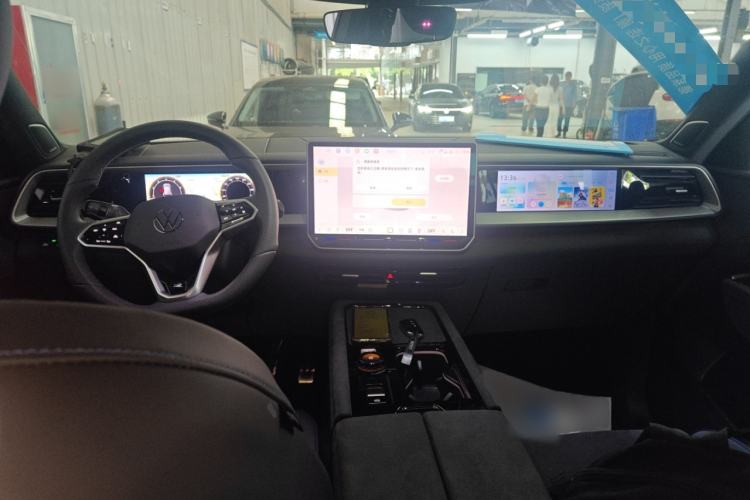 Used Volkswagen Teramont 2025 Tiguan Pro 450TSI Four-Wheel Drive Summit Edition
