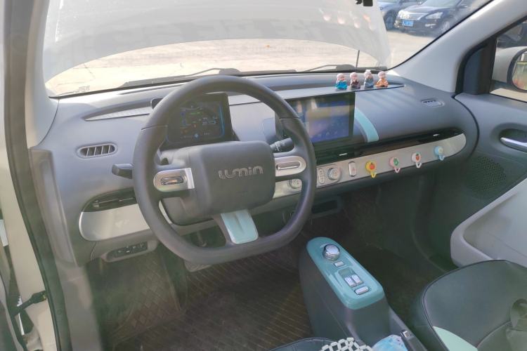 Used CHANGAN NEVO Lumin 2025 205km Refreshing Edition Center Console