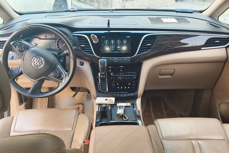 Used Buick GL8 2017 ES 28T Flagship Model China V Standard
