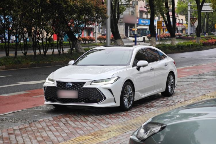Used Toyota Avalon 2023 Dual-Engine 2.5L Luxury Edition Exterior 5