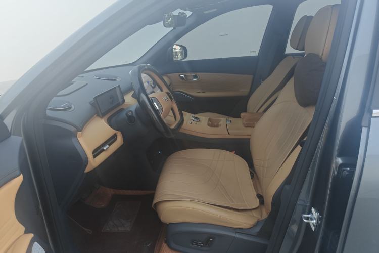 Used Geely Galaxy Galaxy Xingjian 7 EM-i 2025 120km Flagship Edition
