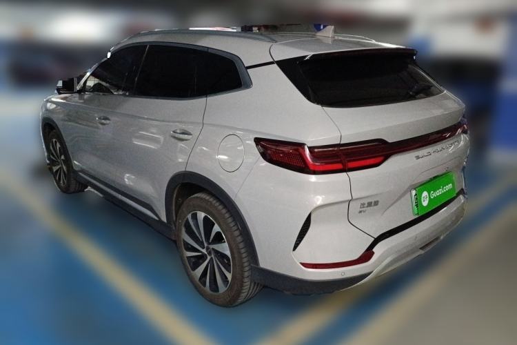 Used BYD Song PLUS New Energy 2023 Champion Edition EV 520KM Prestige Model
