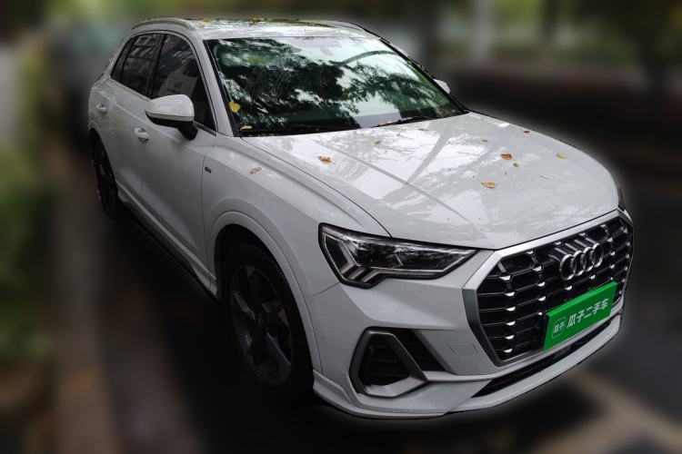 Used Audi Q3 2020 35 TFSI Fashion Dynamic Model Front Right 45 Deg