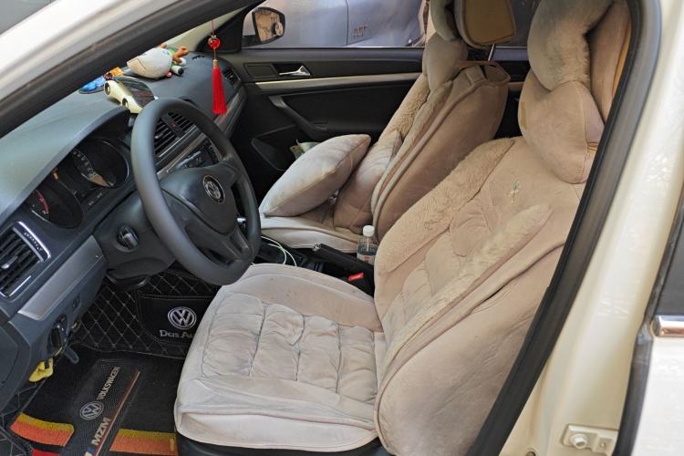 Used Volkswagen Lavida 2015 1.6L Automatic Fashion Edition Left Front Seat