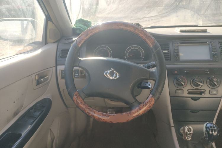 Used Geely Auto Vision 2013 1.5L Manual Comfort Model