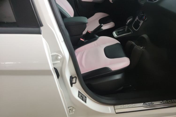 Used Ford Fiesta 2013 Hatchback 1.5L Automatic Fashion Edition