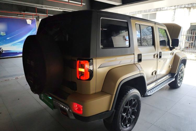 Used BAIC Off-Road BJ40 2019 2.3T Automatic Four-Wheel Drive Ring the Tower Champion Edition China VI