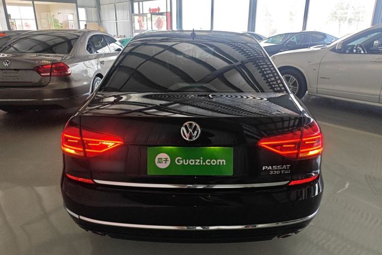 Used Volkswagen Passat 2017 330TSI DSG Prestige Edition
