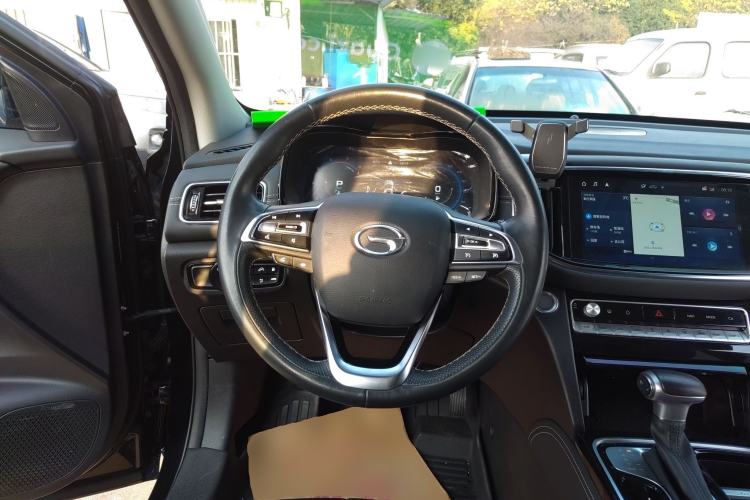 Used GAC Trumpchi GS8 2021 390T Two-Wheel Drive Luxury Smart Connect & Drive Edition (7 Seats) Steering Wheel