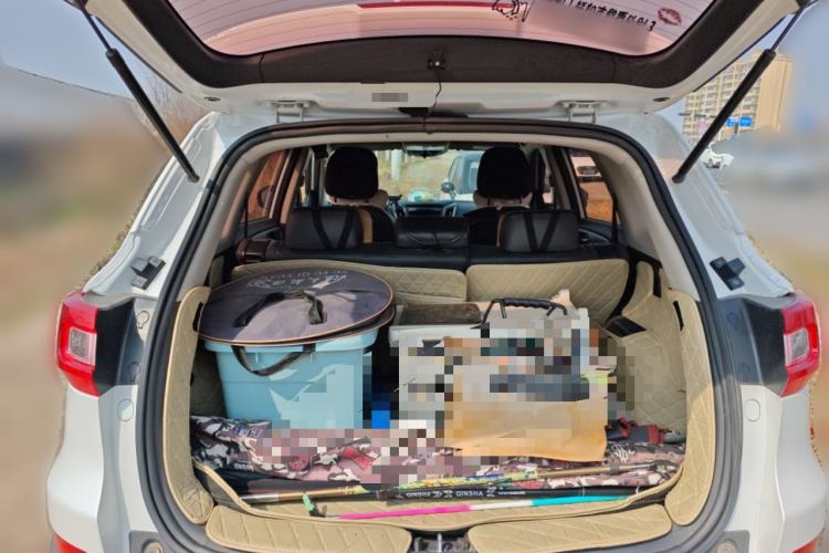 Used Changan CS75 2017 Shangkui Edition 1.5T Manual Fengxiang Model
