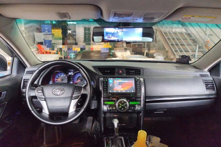 Used Toyota Reiz 2010 2.5V Fengdu Elite Edition Center Console