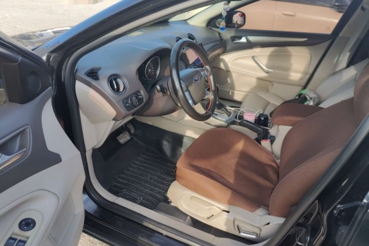 Used Ford Mondeo 2011 2.3L Fashion Edition Driver Seat