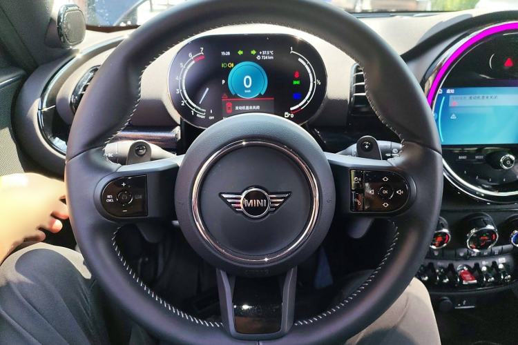 Used MINI Clubman 2023 Revised 2.0T COOPER S Connoisseur