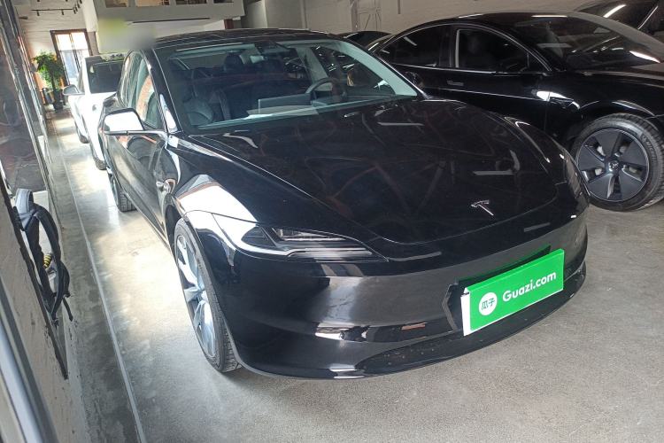 Used Tesla Model 3 2023 Long-Range All-Wheel-Drive Version Front Right 45 Deg