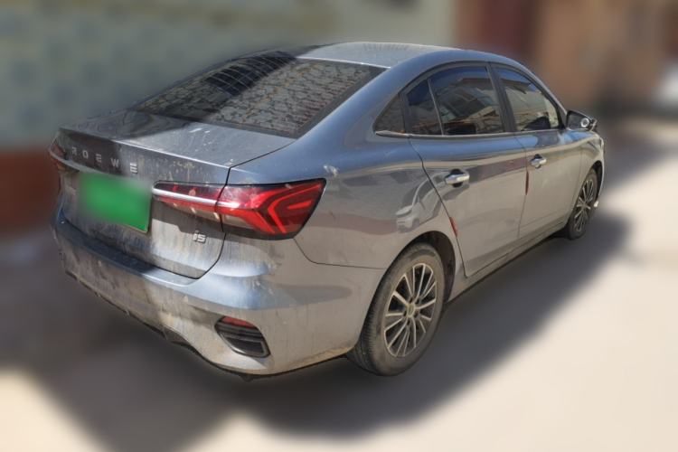 Used Roewe i5 2021 1.5L CVT Black Gold Edition