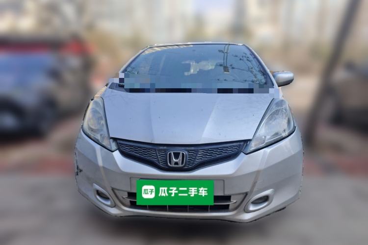 Used Honda Fit 2011 1.3L automatic comfort version
