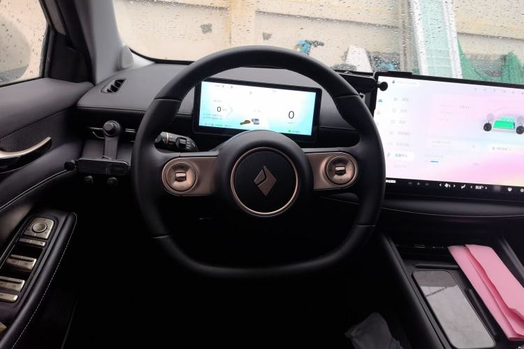 Used Baojun Yunhai 2024 600km Pure Electric Version Steering Wheel