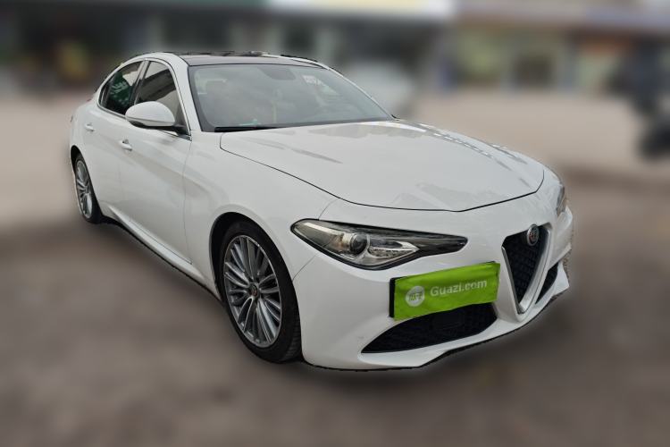 Used Alfa Romeo Giulia 2017 2.0T 280HP Luxury Edition