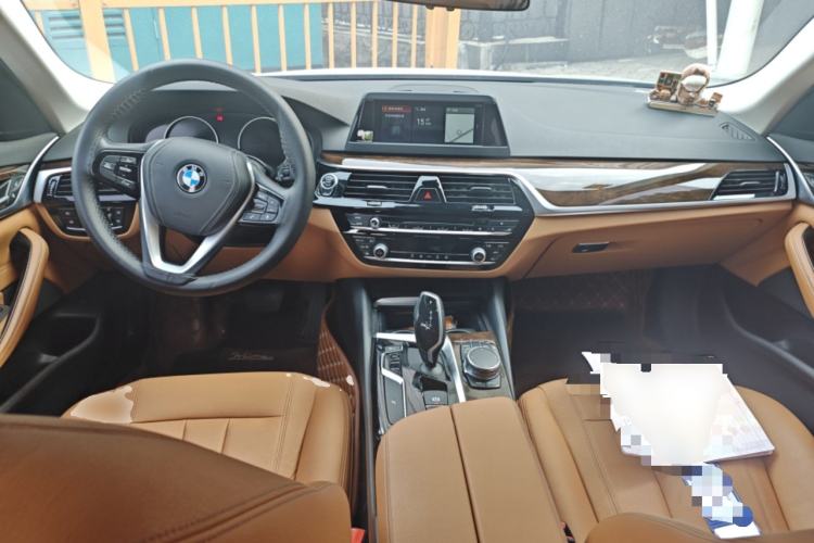 Used BMW 5 Series 2018 528Li Launch Special Edition Center Console