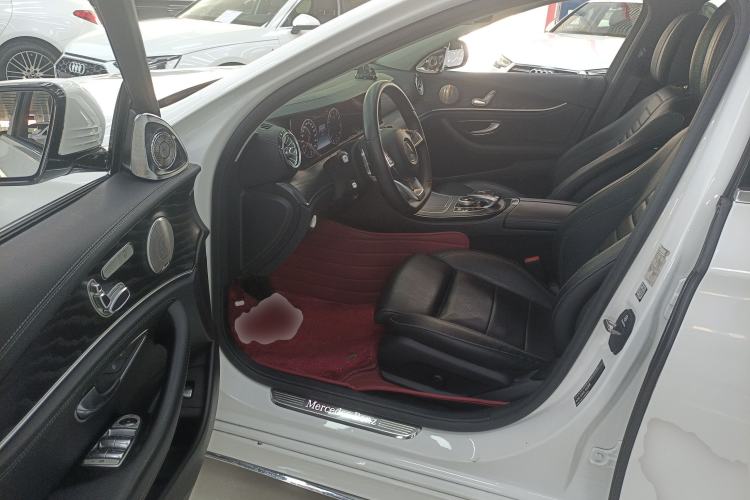 Used Mercedes-Benz E-Class 2018 Facelift E 200 L Sport Edition
