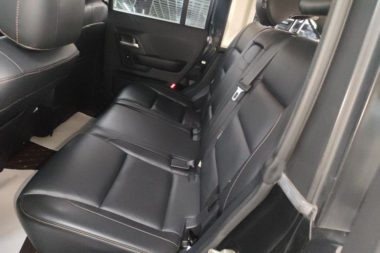 Used BAIC Off-Road BJ40 2016 40L 2.3T Automatic All-Wheel Drive Premium Edition Left Rear Seat