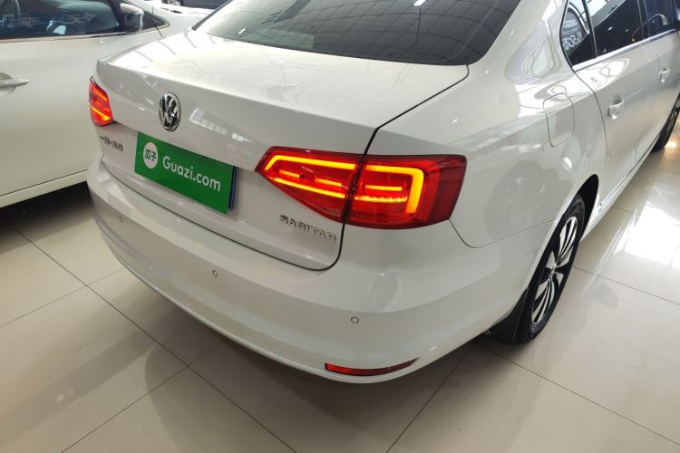 Used Volkswagen Sagitar 2018 180TSI DSG Prestige Edition Right Rear Taillight