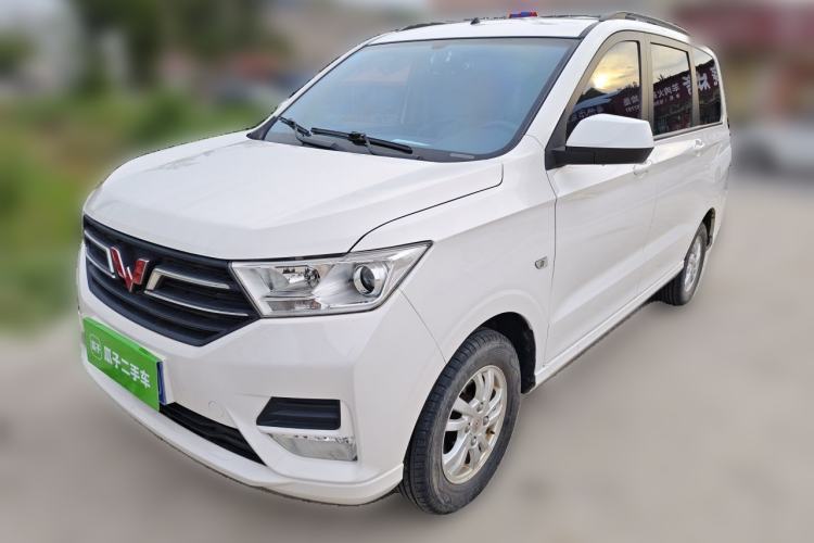 Used Wuling Hongguang 2019 1.5L S Comfort Edition China VI LAR
