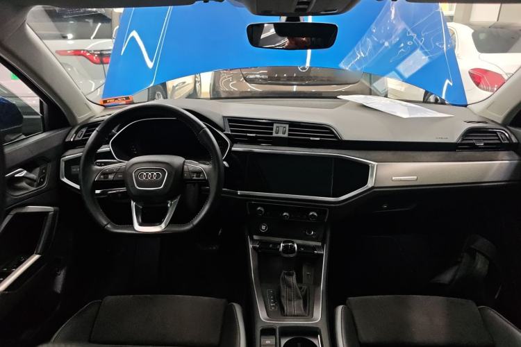 Used Audi Q3 2021 35 TFSI Fashion Dynamic Model