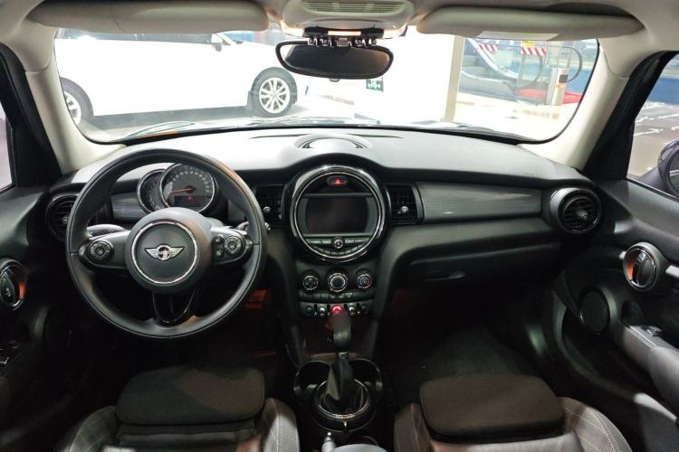 Used MINI MINI 2016 1.5T COOPER Five-Door Edition